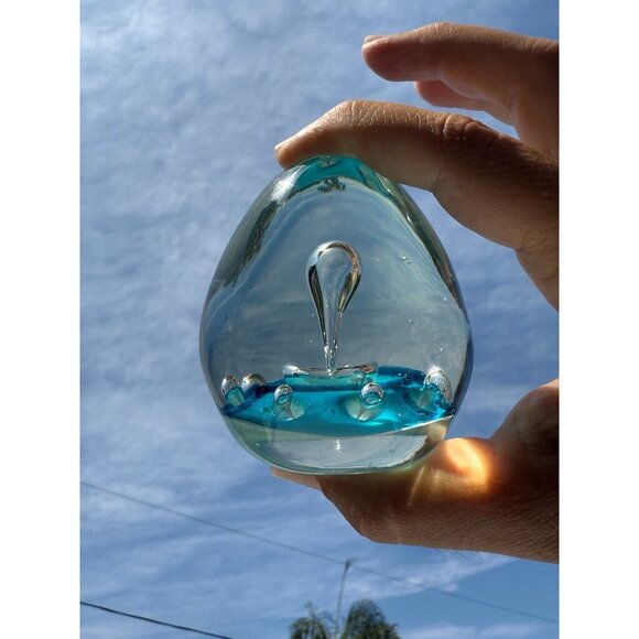 Vintage Clear Blue Raindrop Teardrop Controlled Bubble Art Glass Paperweight